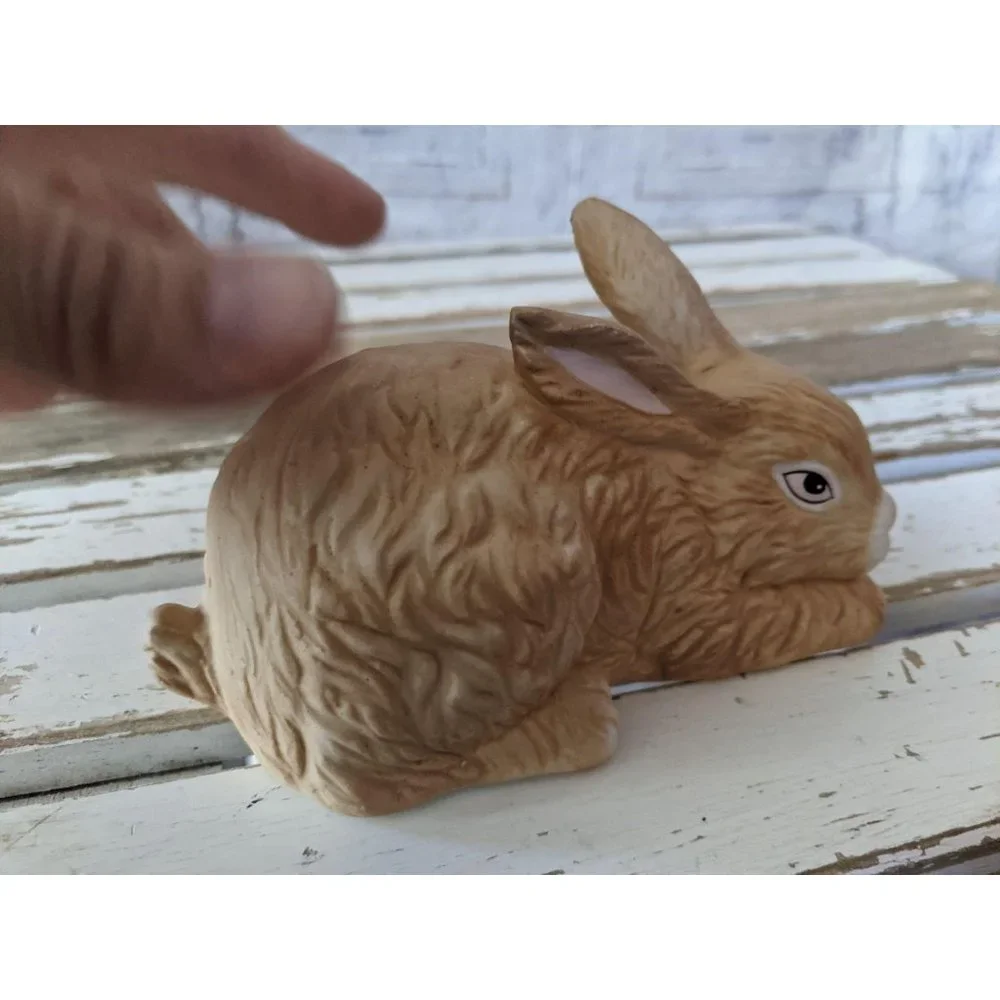 Brown‎ Easter bunny rabbit sculpture figurine home